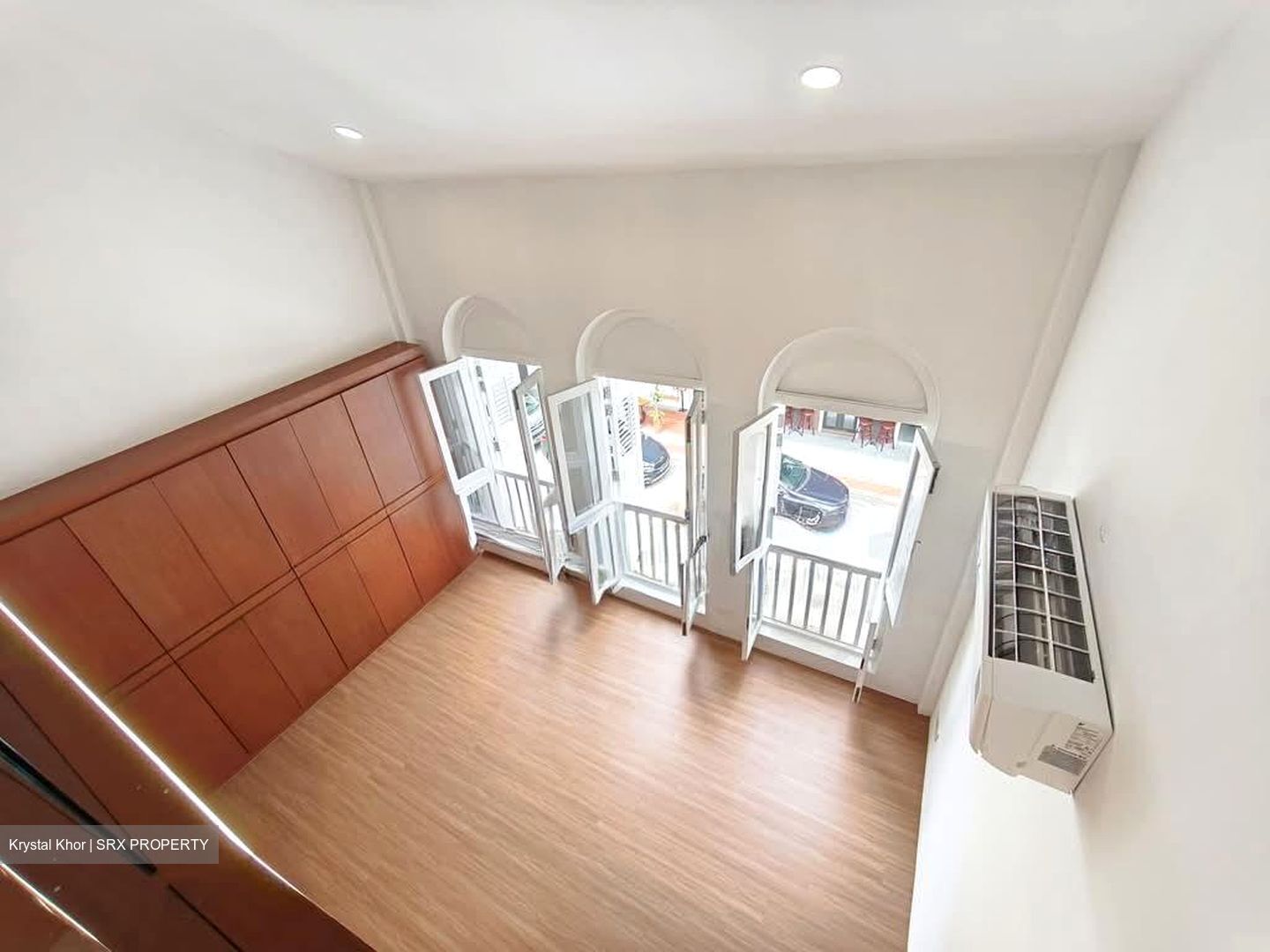 Tras Street (D2), Office #588498011